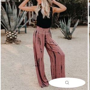 NWOT VICI COLLECTION SMOCKED TIE DYED PANTS | MAUVE GREY | SIZE SMALL